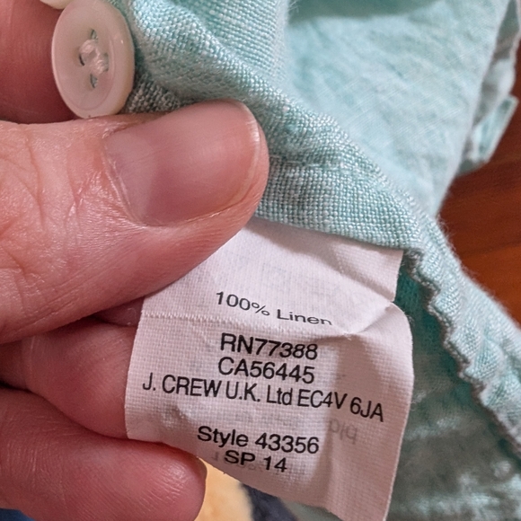 J.Crew Perfect Linen, Size 6, Green button up shirt - Picture 4 of 4